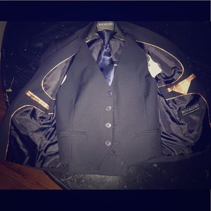 Boys Bocaccio 3 piece navy suit